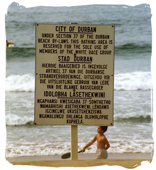 g225759_u73385_apartheid_sign