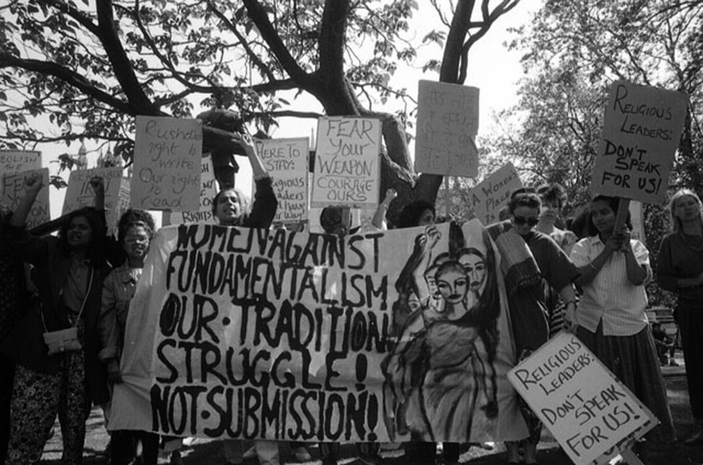 Women Against Fundamentalism - © Rob Kenyon www.biginabox.com Photo taken in May 1989 at Parliament Square