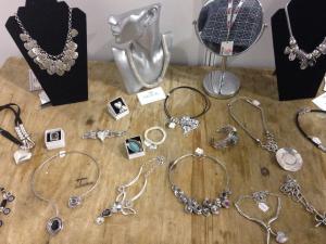 newell accessories 2